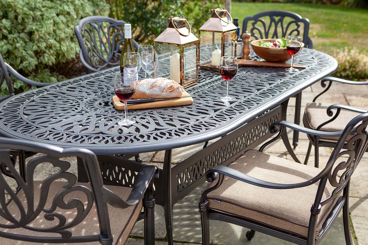 Amalfi 6 Seat Oval Dining Set