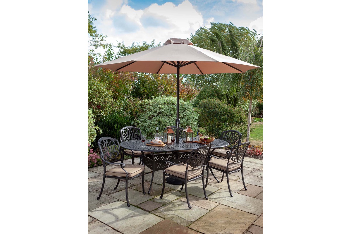 Amalfi 6 Seat Oval Dining Set