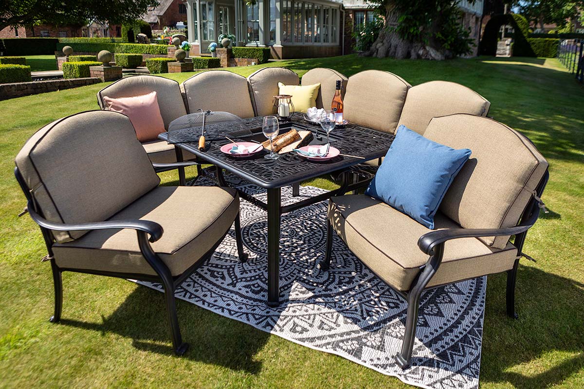 Amalfi Square Casual Dining Fire Pit Set with Lounge Chairs