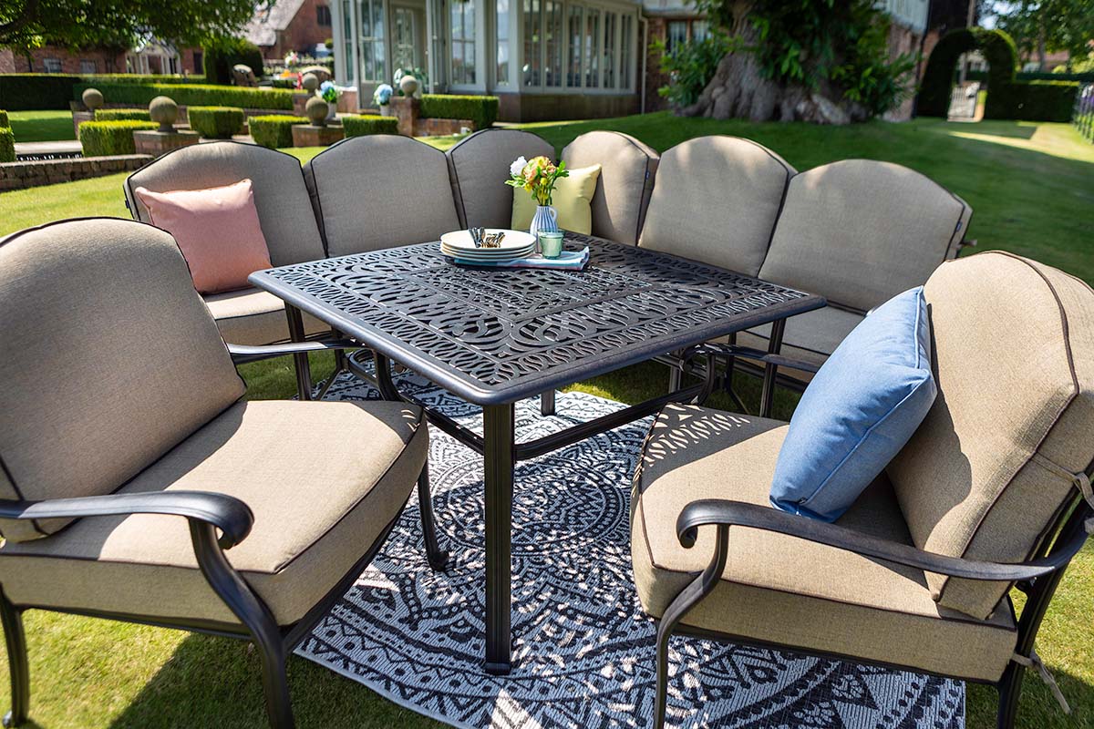 Amalfi Square Casual Dining Fire Pit Set with Lounge Chairs