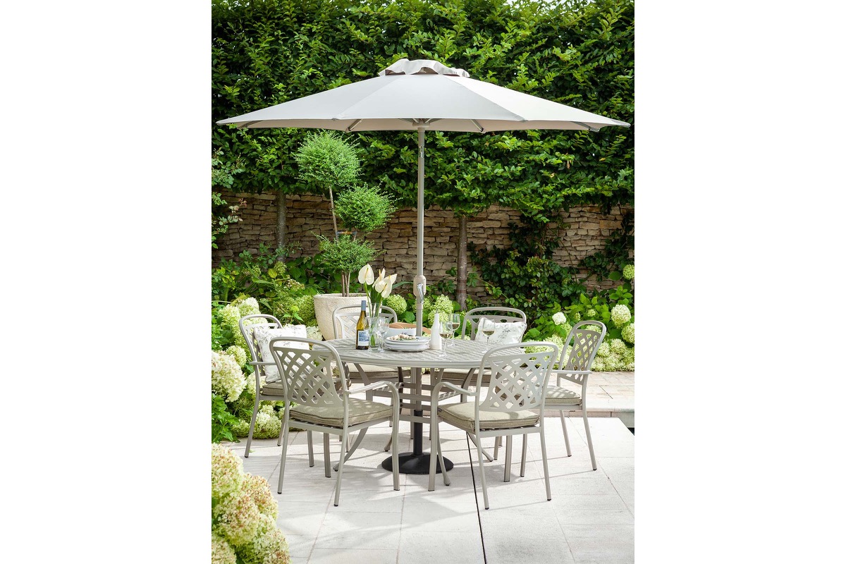 Berkeley 6 Seat Round Dining Set