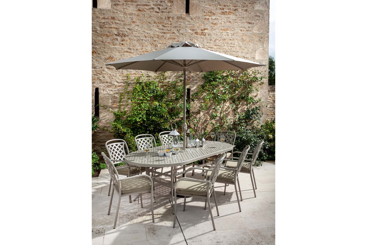 Berkeley 8 Seat Oval Dining Set