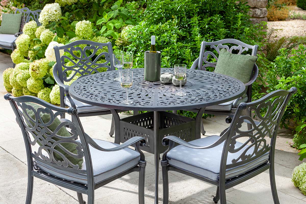 Capri 4 Seat Round Dining Set