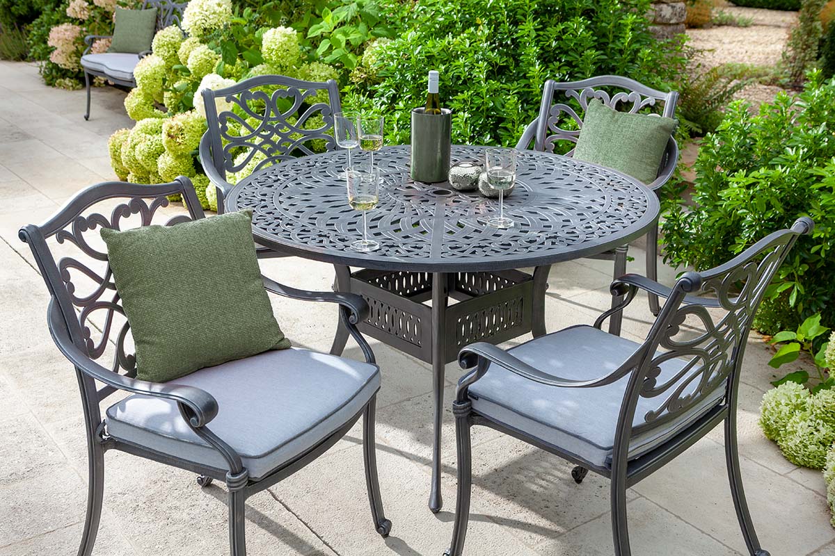 Capri 4 Seat Round Dining Set