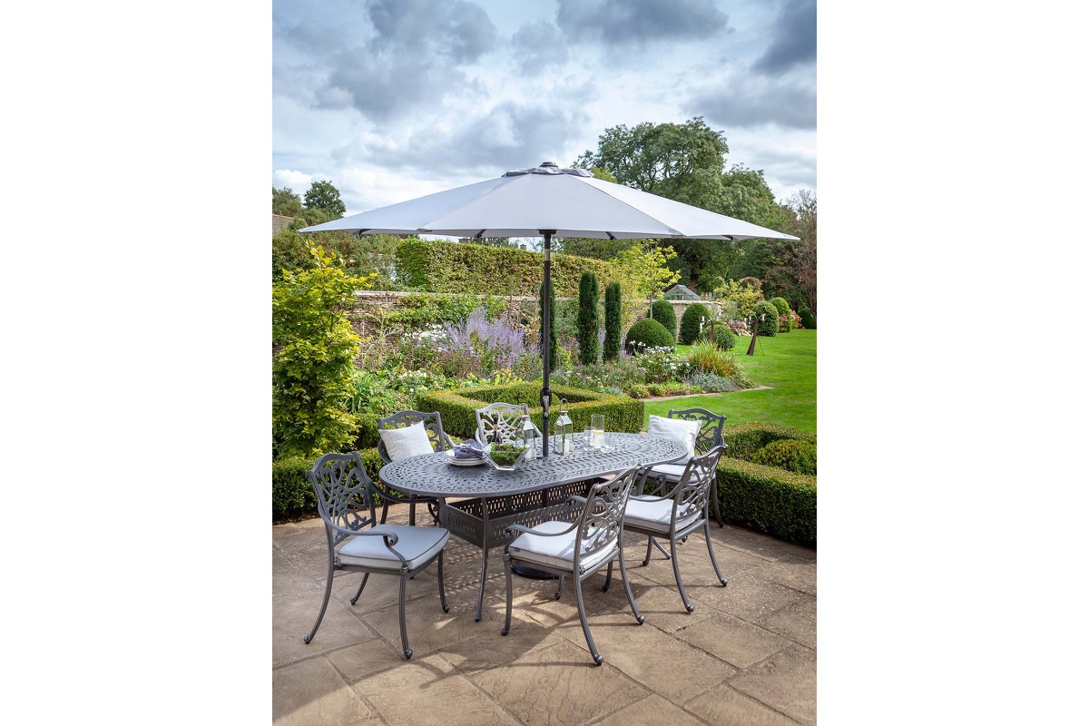 Capri 6 Seat Oval Dining Set