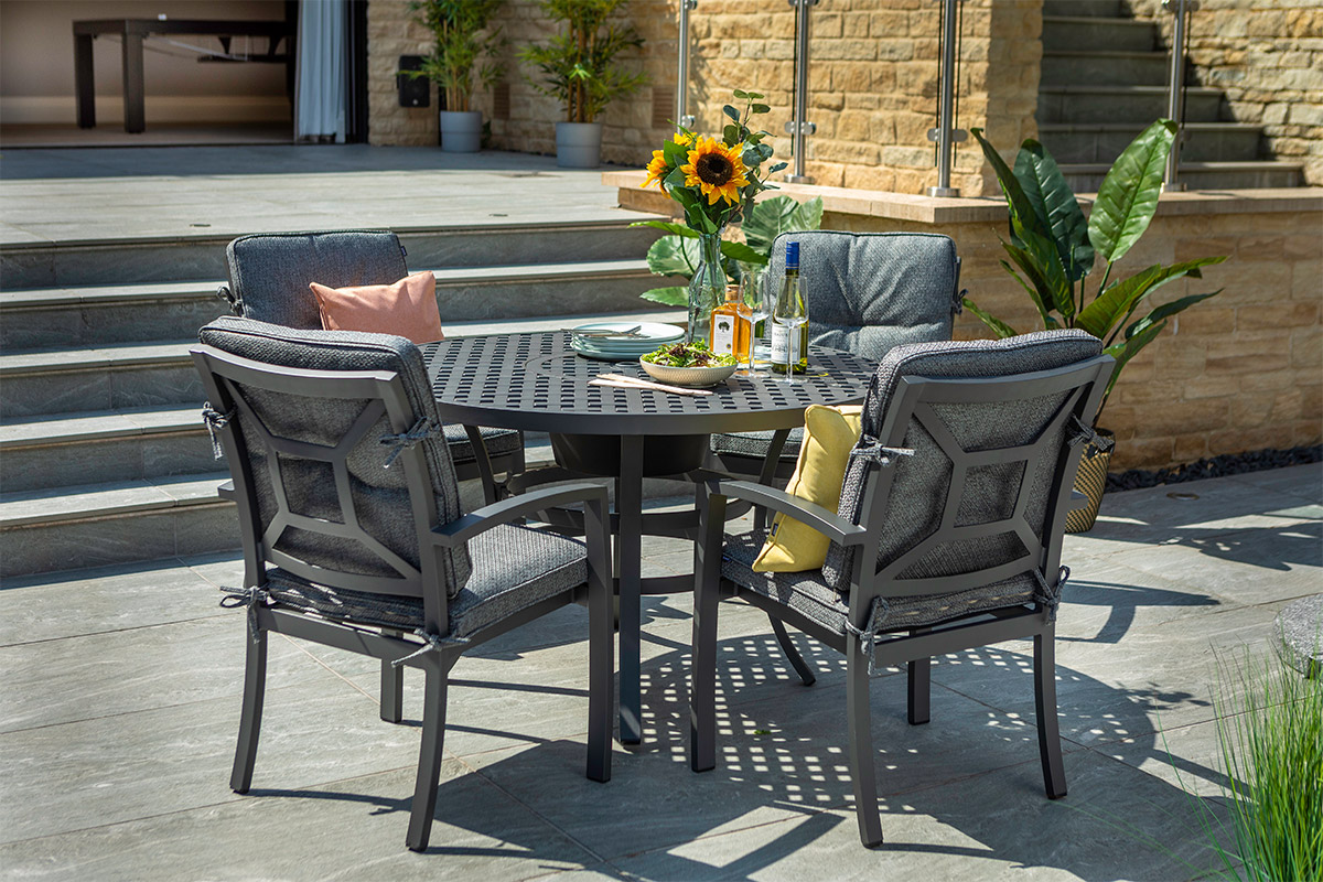 Rosario 4 Seat Round Fire Pit Dining Set 
