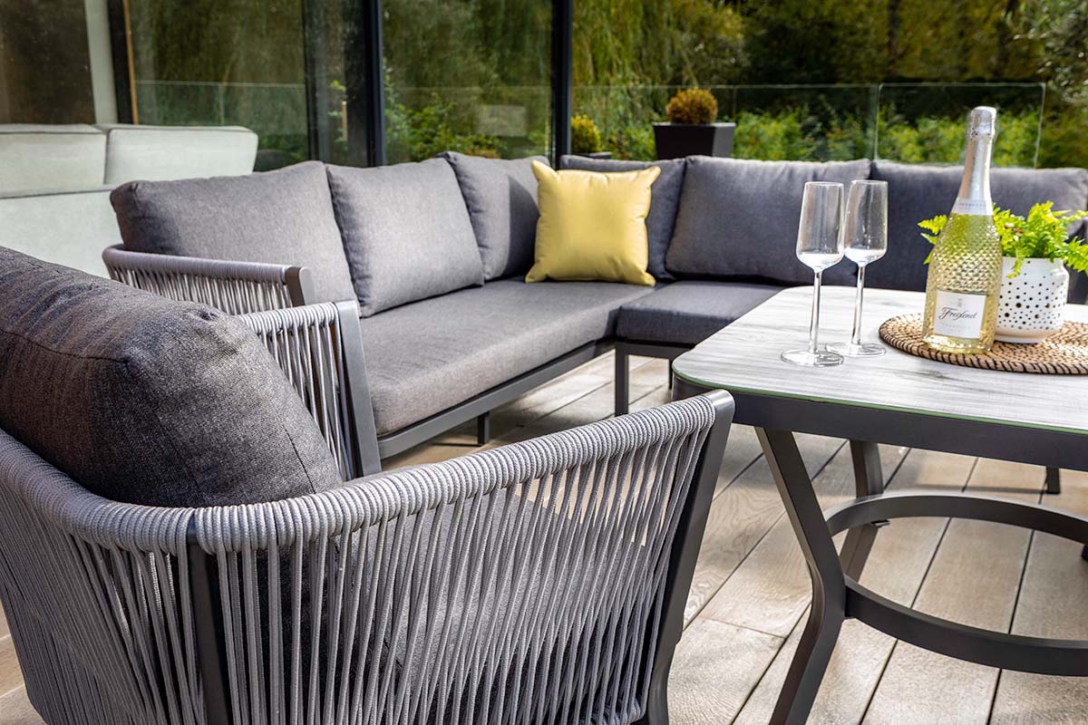Dubai Square Casual Dining Set