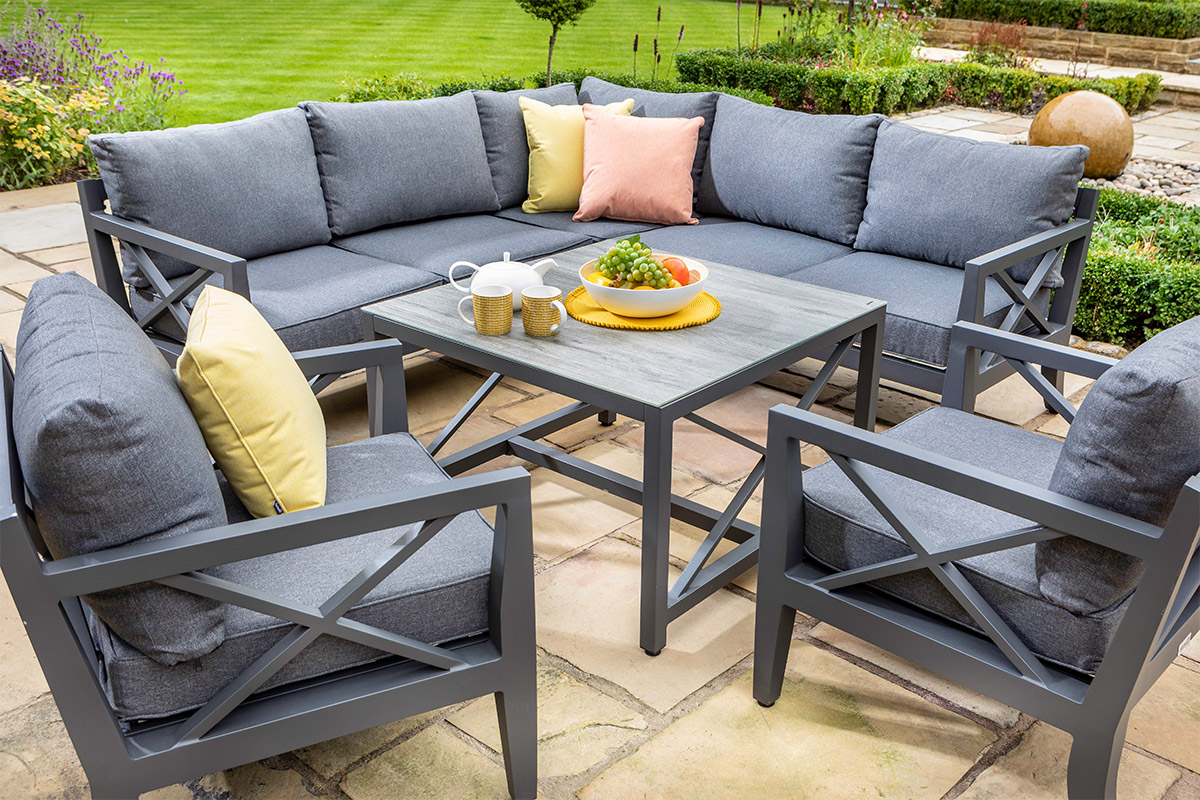 Sorrento Square Casual Dining Set with Lounge Chairs