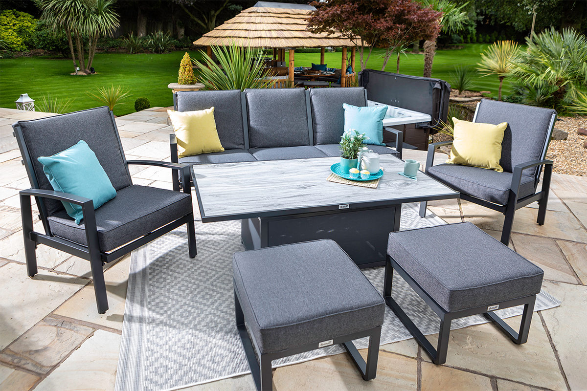 Vienna 3 Seat Lounge Set with Gas Pump Adjustable Table  