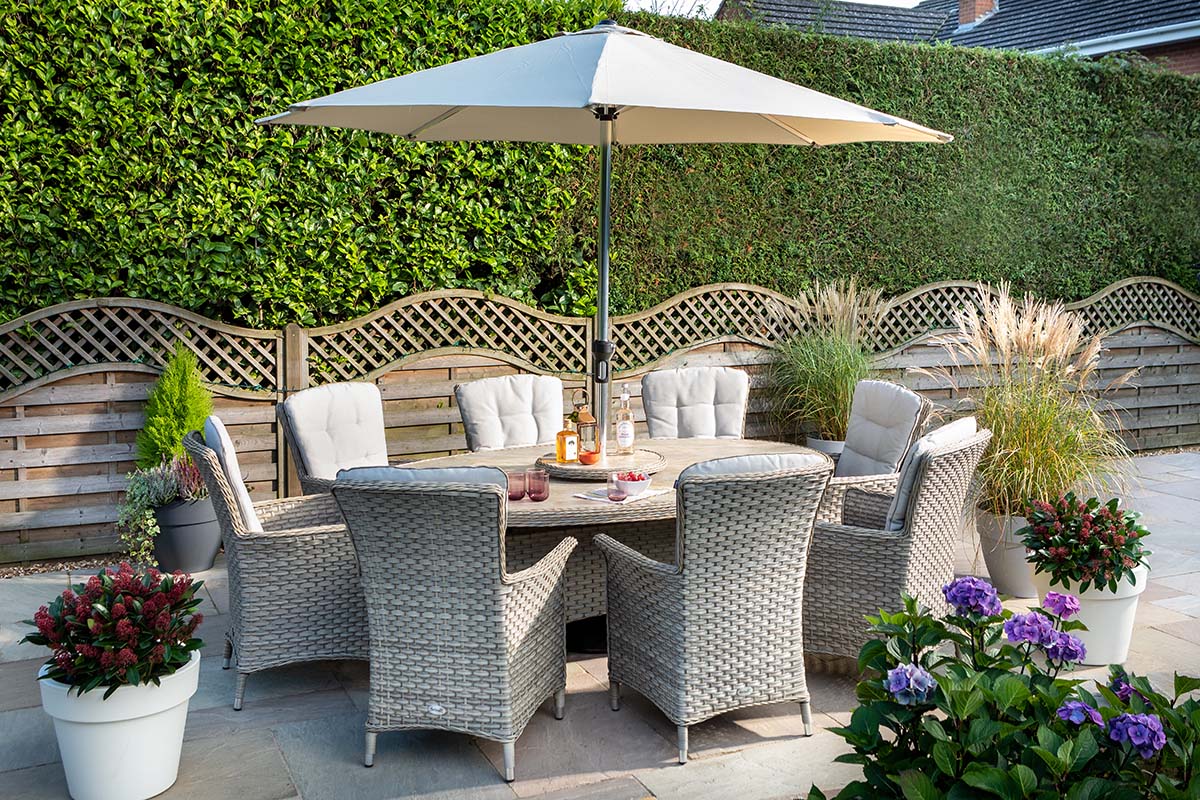 Heritage 8 Seat Elliptical Dining Set