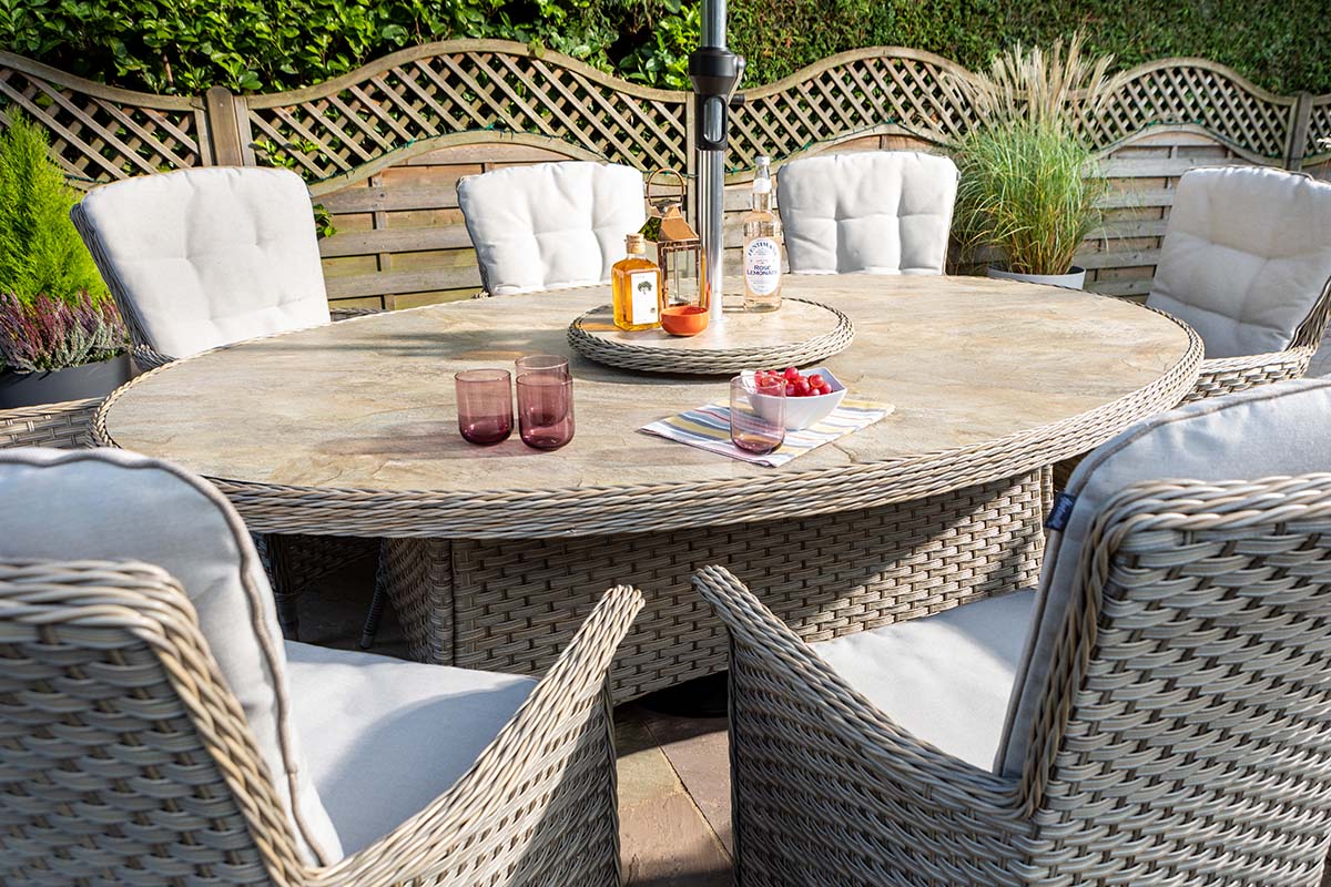 Heritage 8 Seat Elliptical Dining Set