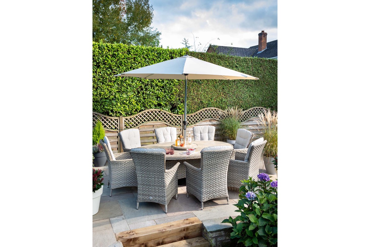 Heritage 8 Seat Elliptical Dining Set