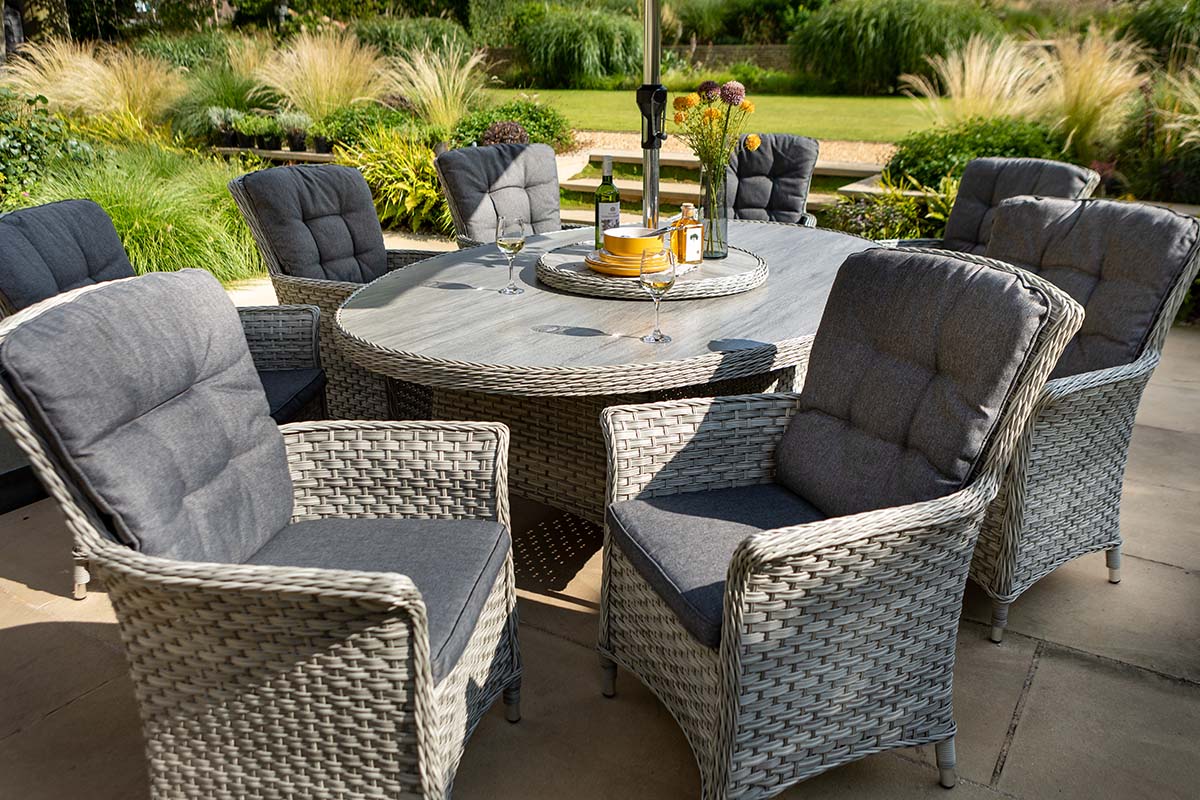 Heritage 8 Seat Elliptical Dining Set