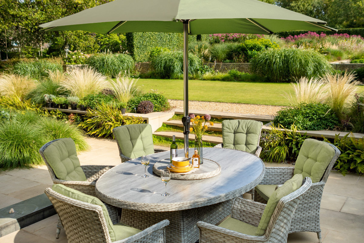 Heritage 6 Seat Elliptical Dining Set