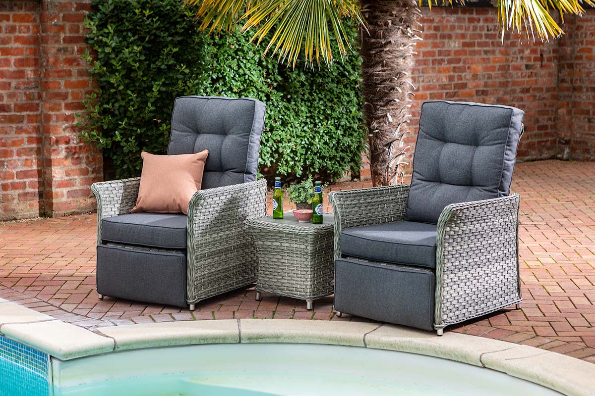 Heritage Gravity Relaxer Companion Set