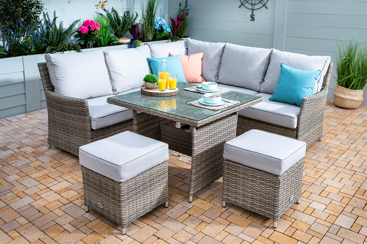 Westbury Square Casual Dining Set 
