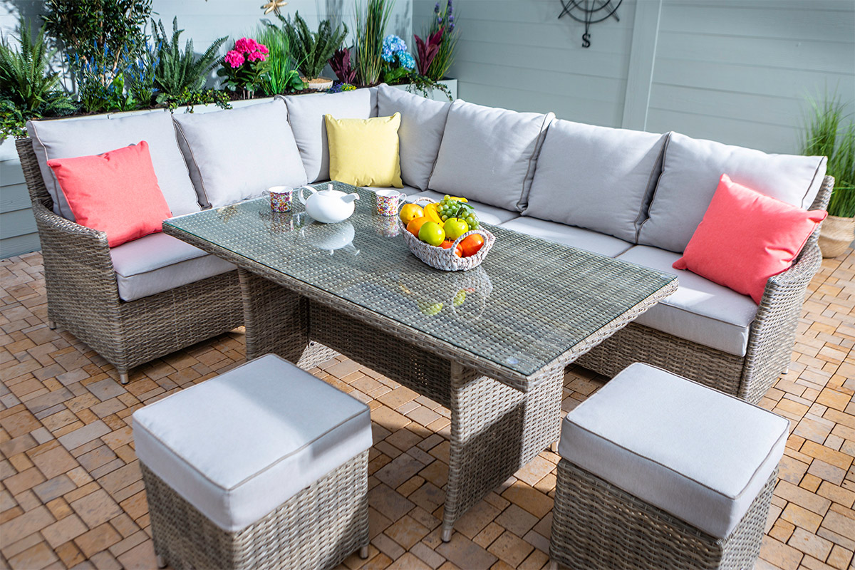 Westbury Rectangular Casual Dining Set 