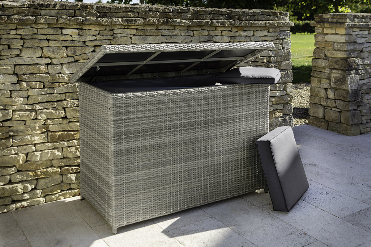 Westbury Cushion Box