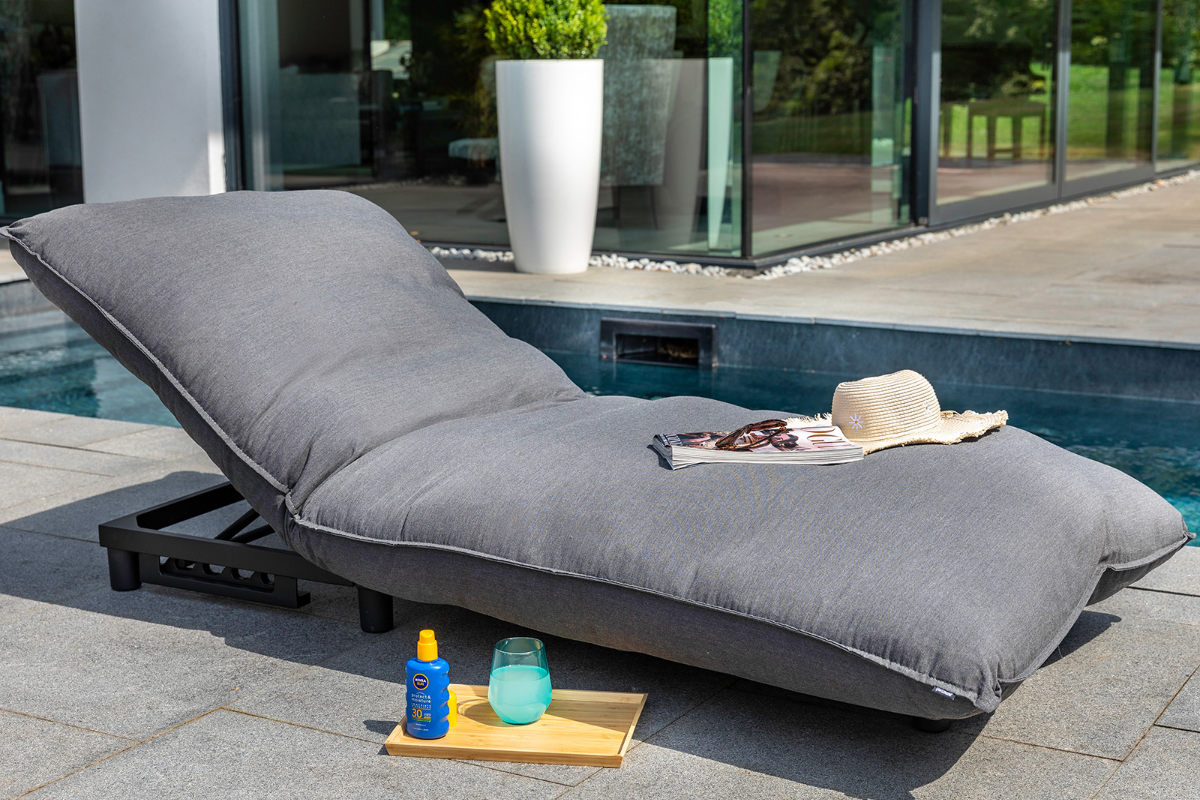 Riviera Futon Lounger