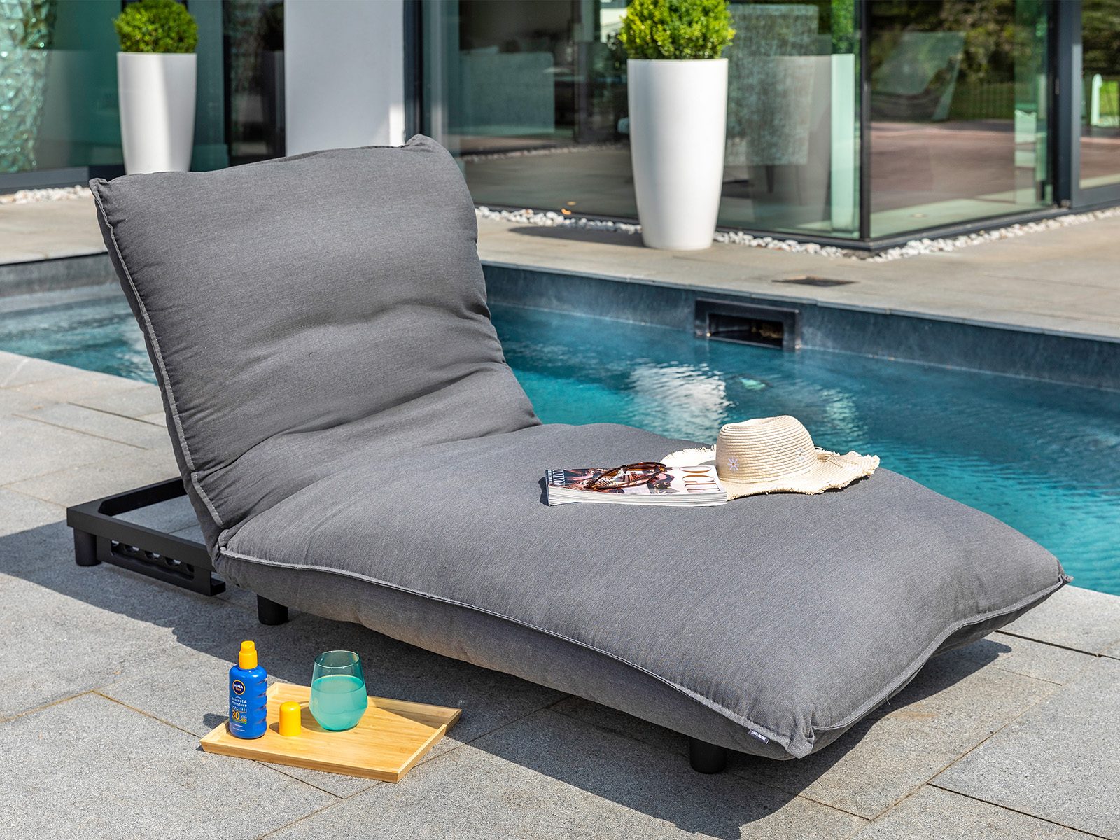Riviera Futon Lounger