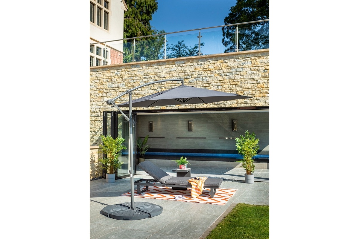 Mediterranean Cantilever Parasol